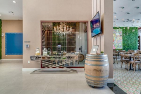 7662AMAZONAS townhouse